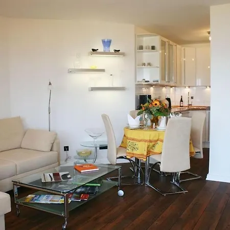 Holiday home On The I Comfortable *